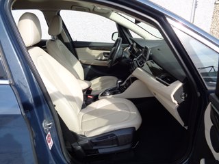 BMW 220d active tourer xdrive luxury auto 13